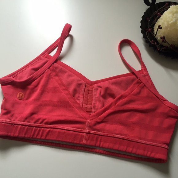 Lululemon Pirouette II Bra - Picture 6 of 9